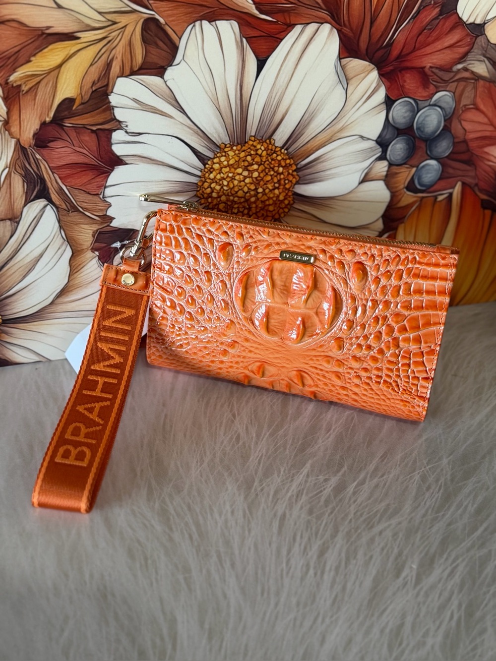 Price firm! Brahmin Adia Sola Orange Wristlet Clutch Wallet NWT SIMILAR TO DAISY